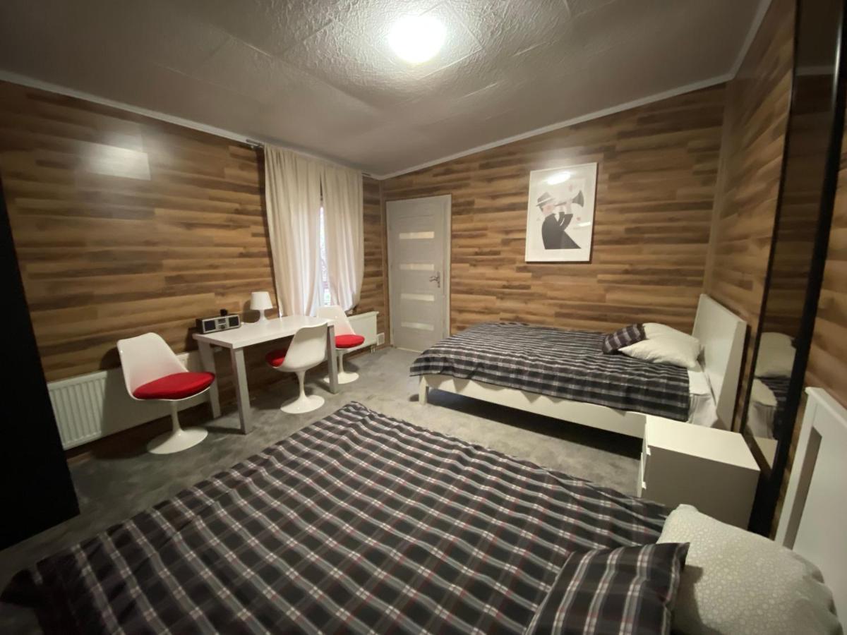 Hostel Piaseczno Piaseczno  Eksteriør billede